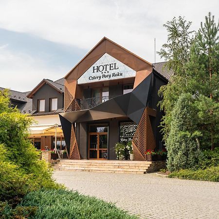 Hotel Cztery Pory Roku Głogów Małopolski Esterno foto