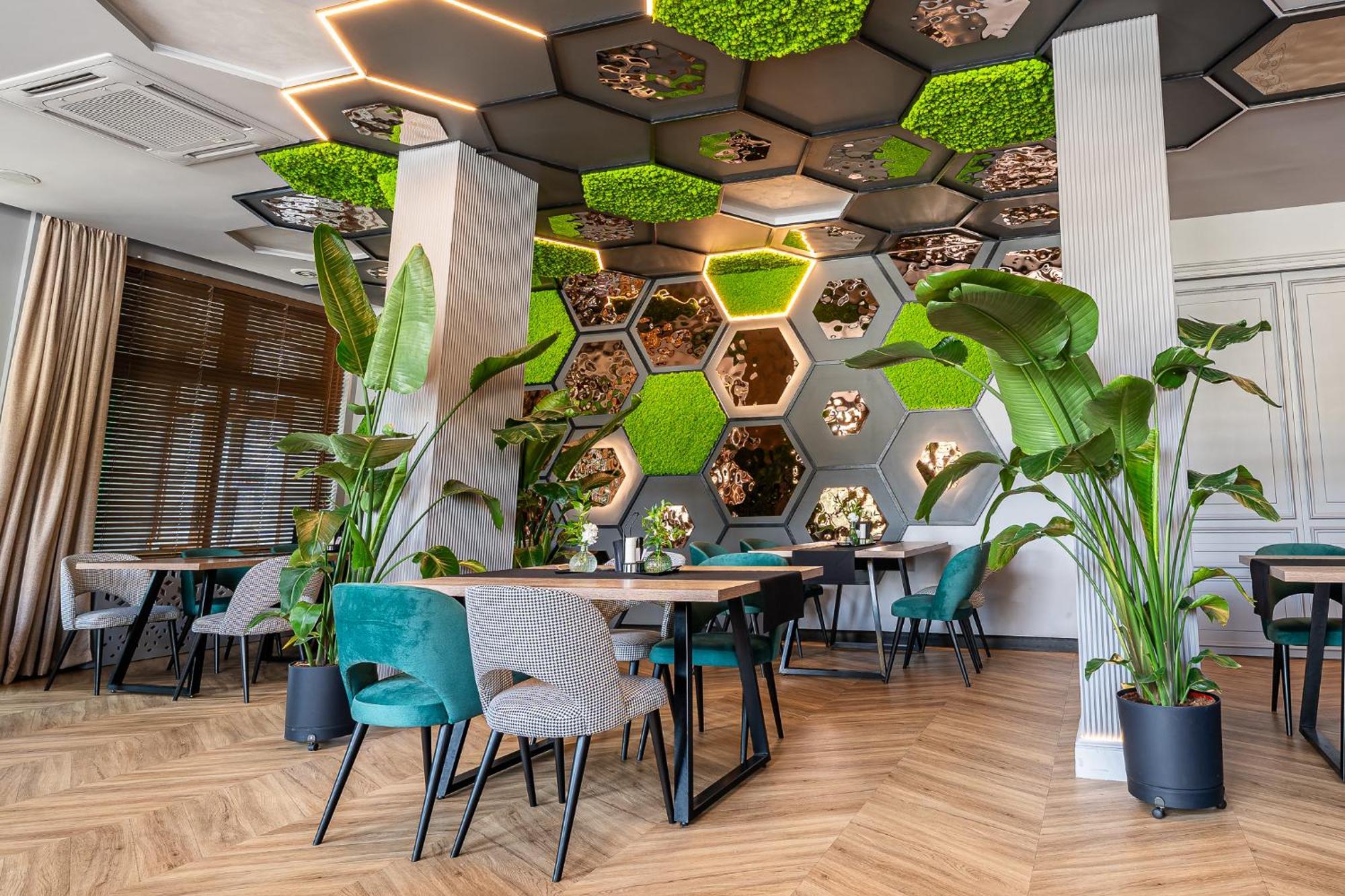 Hotel Cztery Pory Roku Głogów Małopolski Esterno foto